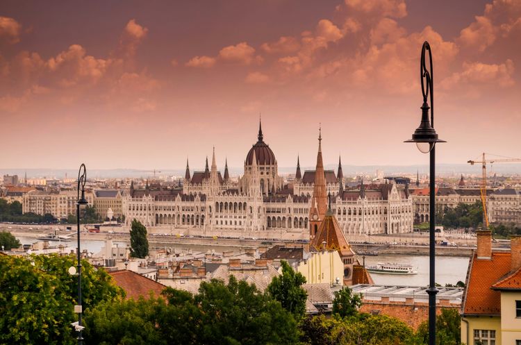 Рекламный тур в Европу