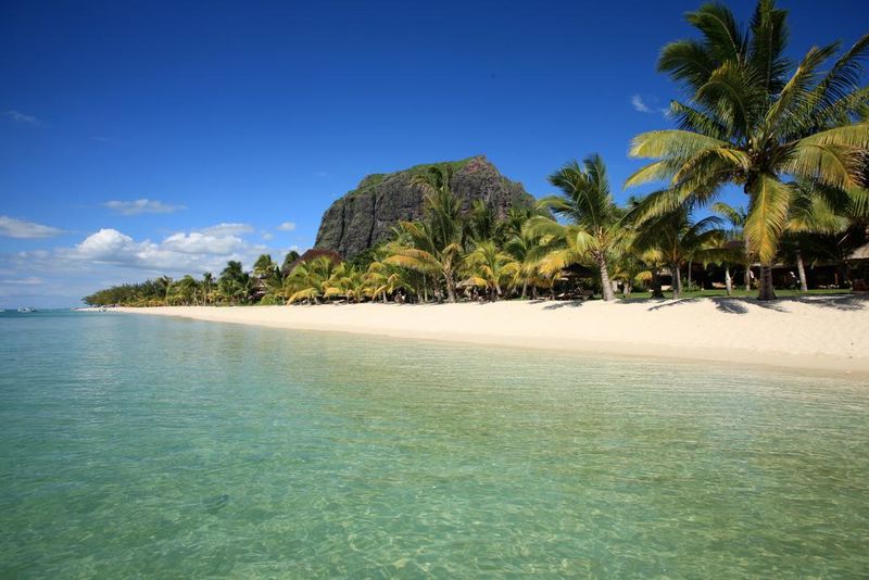 LUX Le Morne 5*