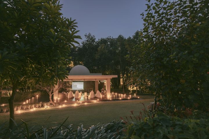 Отель Six Senses Vana