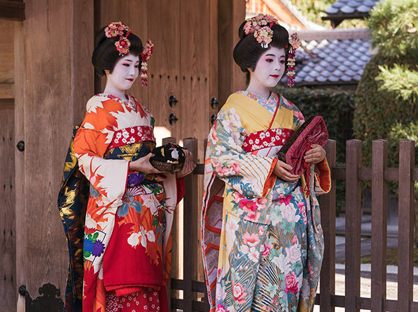 Япония: традиционное кимоно