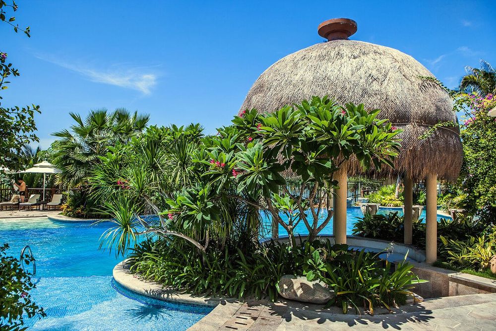 Sheraton Sanya Bay Resort 5*