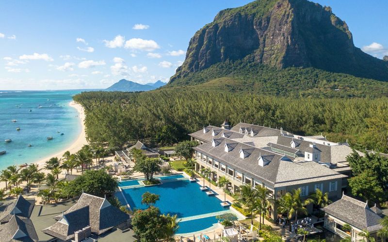 Маврикий:The St. Regis Le Morne Resort