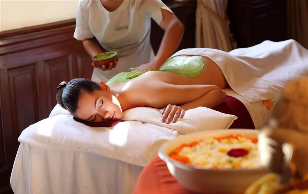 Индия: Ananda in the Himalayas