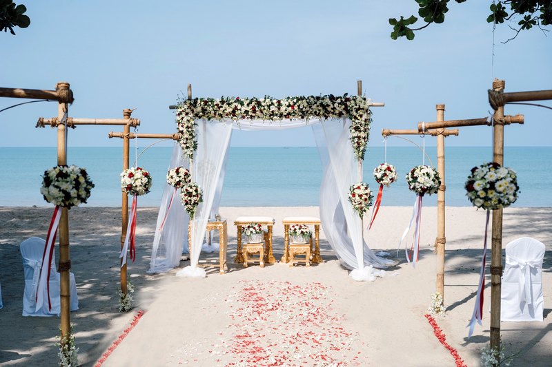 Таиланд: Outrigger Khao Lak Beach, свадьба