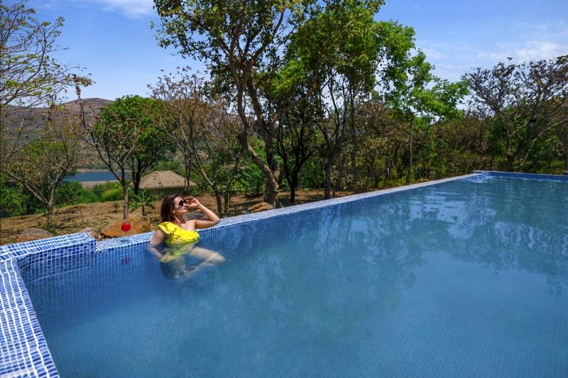 Индия: Atmantan Wellness Resort, бассейн