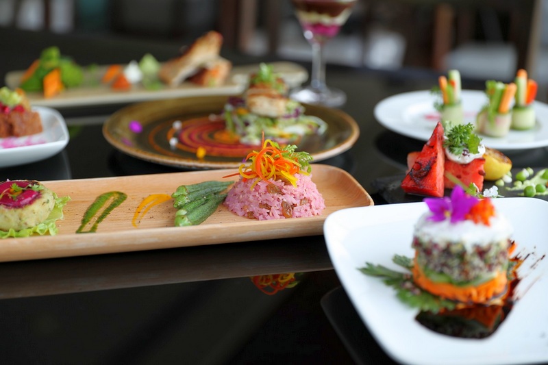 Индия: Atmantan Wellness Resort, рестораны
