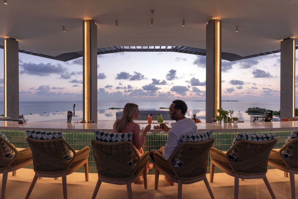 Мальдивы: Kanuhura Maldives 5*, рестораны