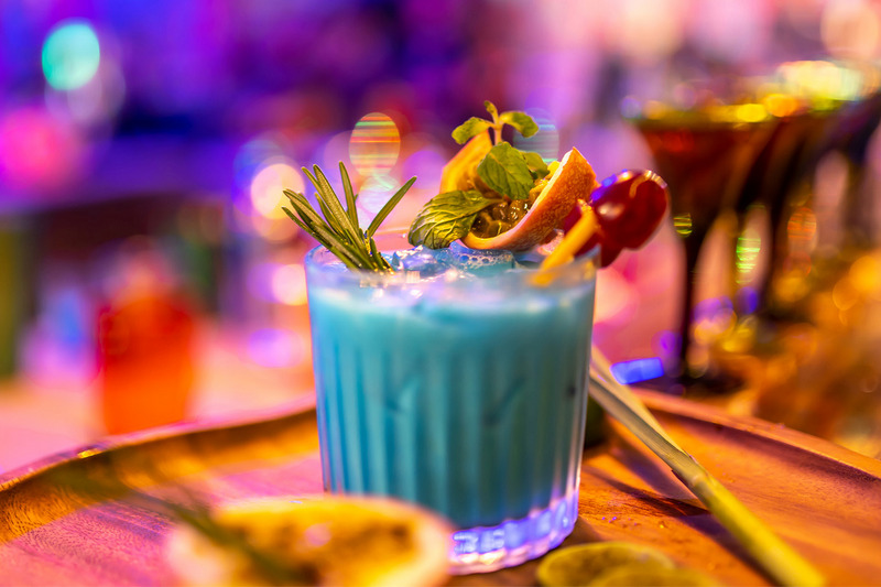 Мальдивы: Oaga Art Resort, рестораны и бары