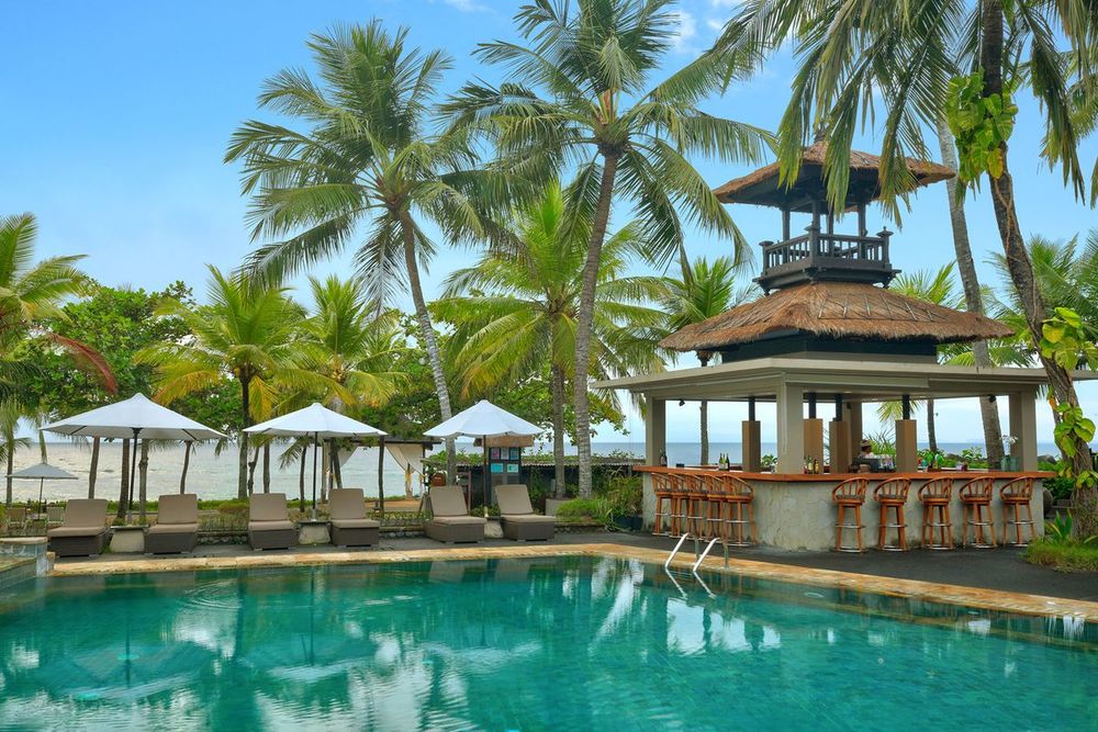 Бали: Candi Beach Resort & SPA 4*