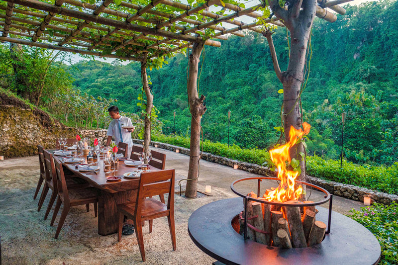 Индонезия: Бали, Raffles Bali, рестораны