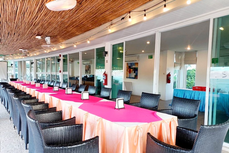 Таиланд: Oriental Pearl Beach, ресторан