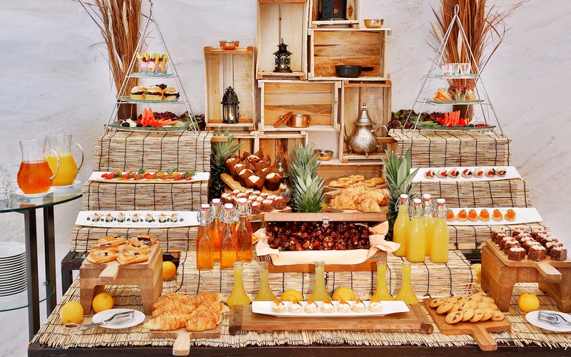 ОАЭ: Рас-эль-Хайма, Double Tree by Hilton Resort, рестораны