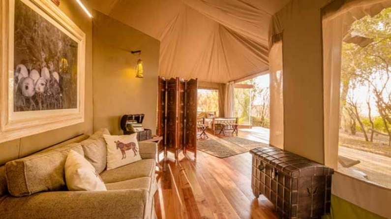 Кения: Масаи-Мара, Sala's Camp Forest Tent