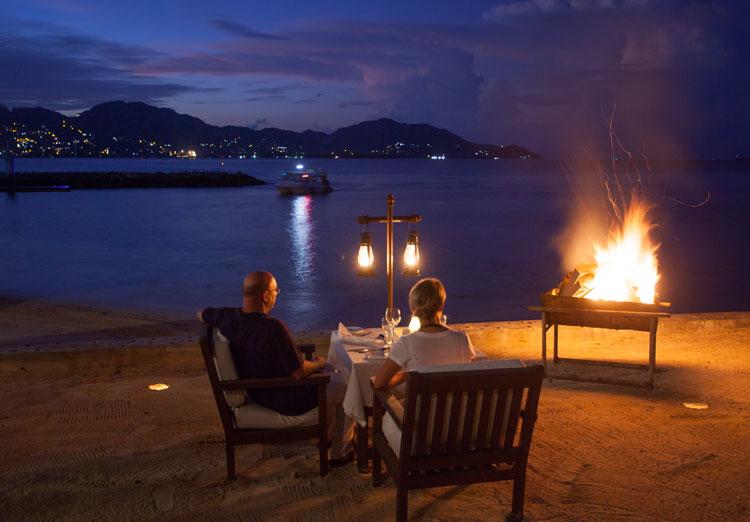 Сейшелы: Cerf Island Resort 4*, ресторан