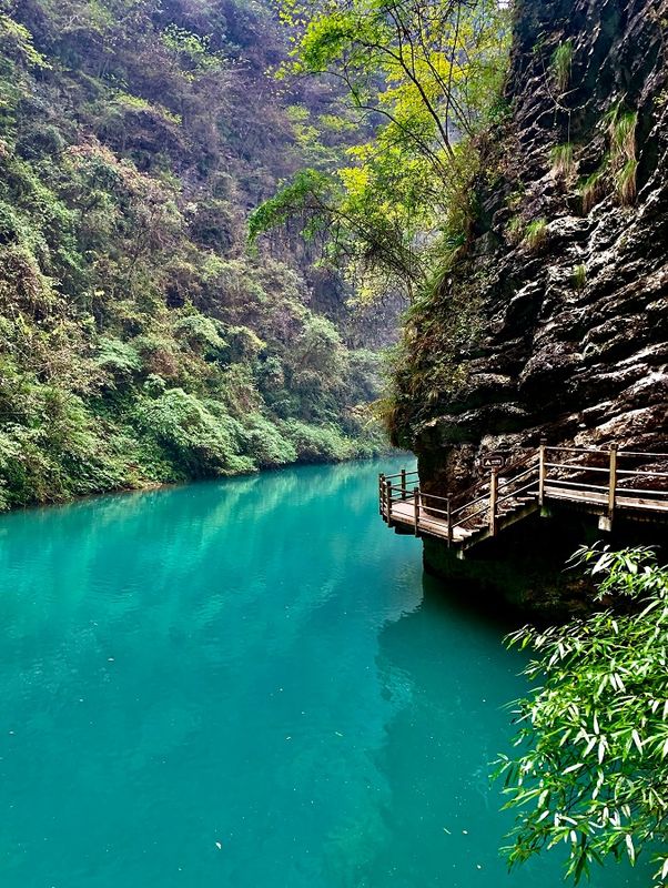 Китай: Чжанцзяцзе, озеро Баофэн