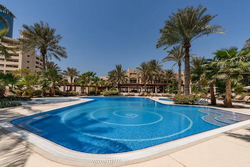 Бахрейн: The Diplomat Radisson Blu 5*