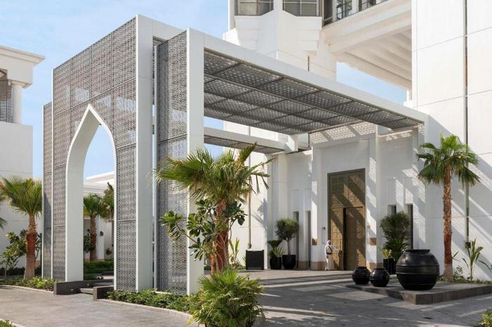 Raffles Al Areen Palace