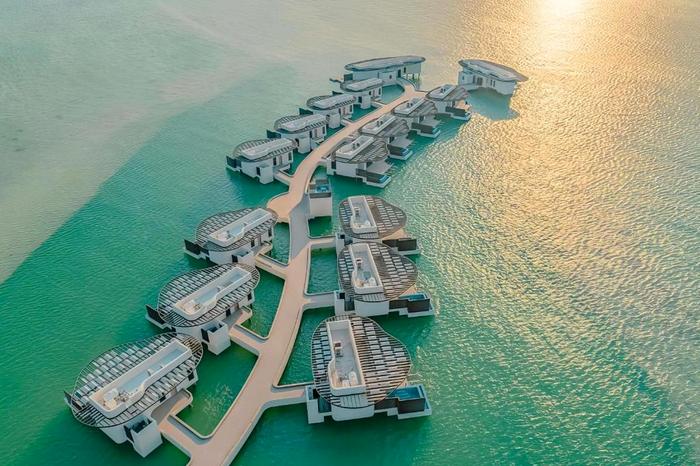 Надводные виллы