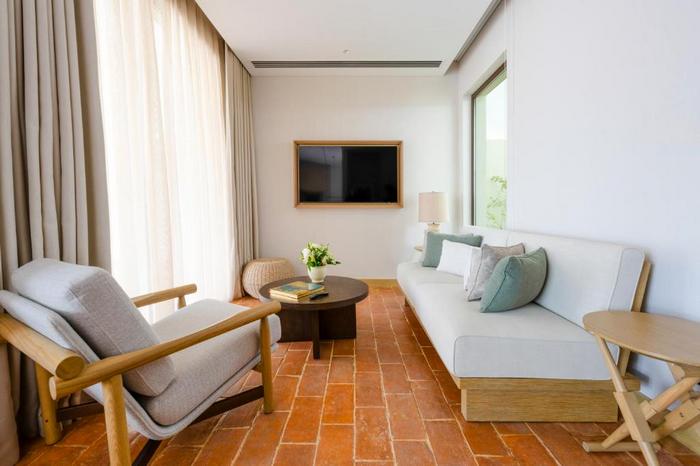 One Bedroom Beach Villa with Pool