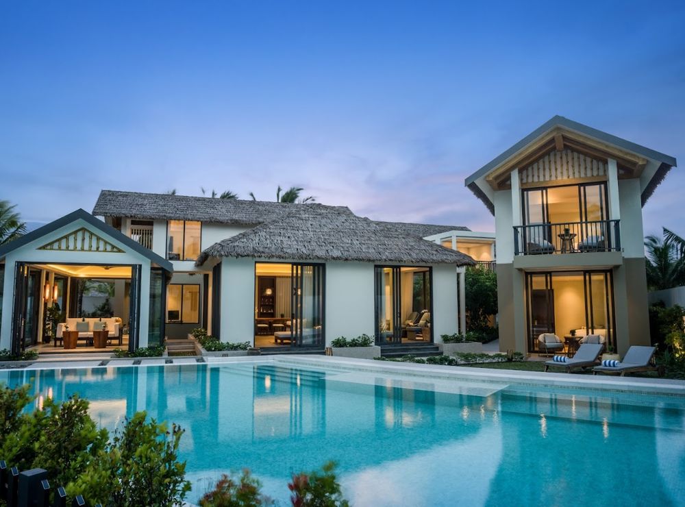 Grand Deluxe Pool Villa