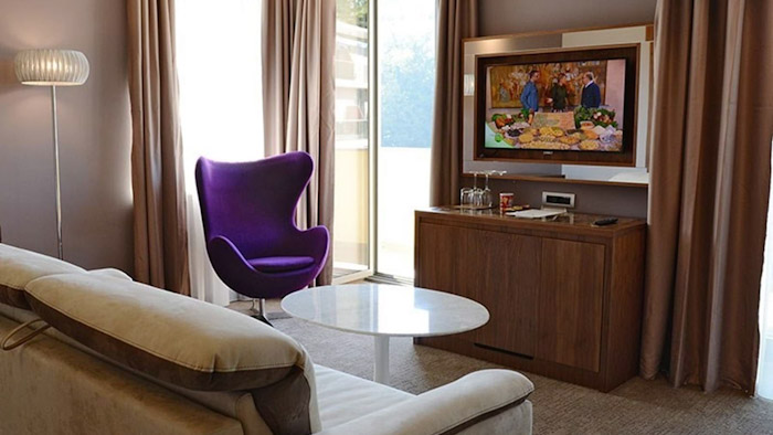 Апартаменты с французскими окнами