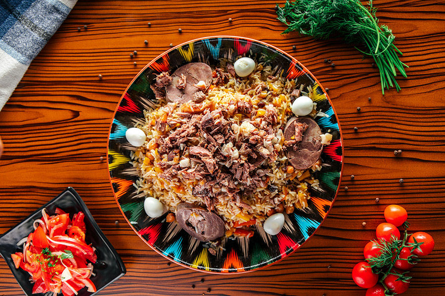 Узбекистан: традиционный плов