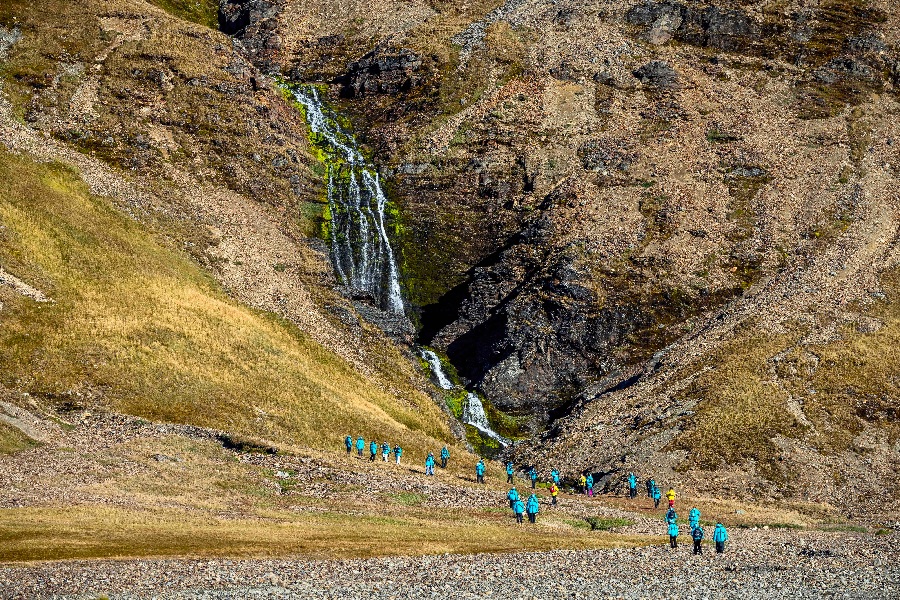 Россия: бухта Южная Глубокая