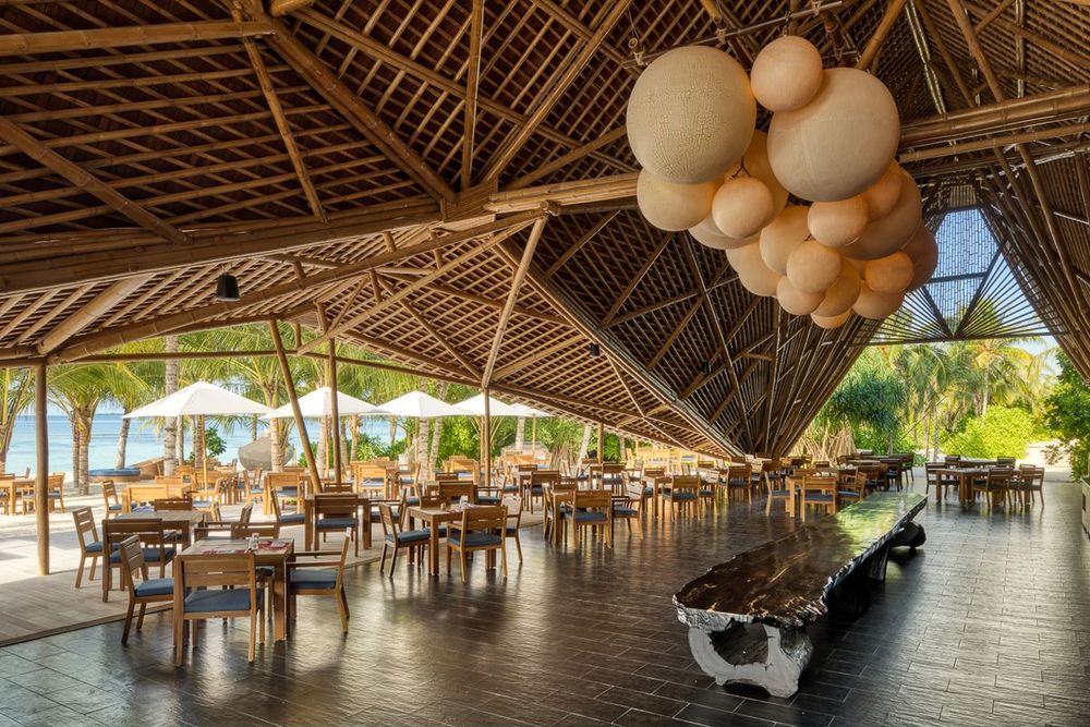 Мальдивы: Mövenpick Resort Kuredhivaru Maldives 5*