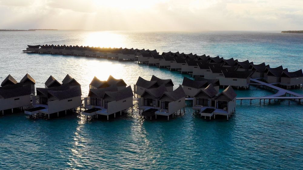 Мальдивы: Mövenpick Resort Kuredhivaru Maldives 5*