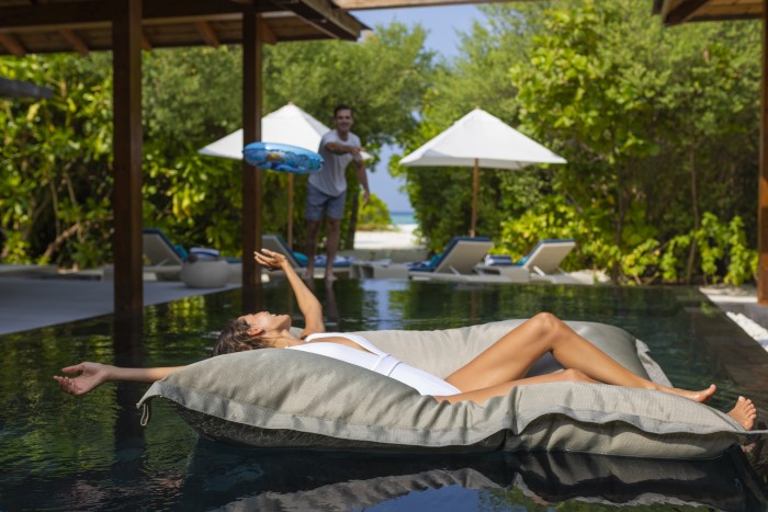 Мальдивы: Mövenpick Resort Kuredhivaru Maldives 5*
