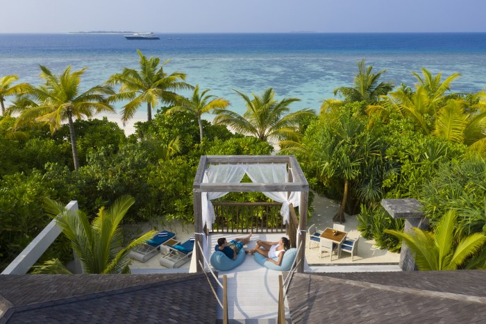 Мальдивы: Mövenpick Resort Kuredhivaru Maldives 5*