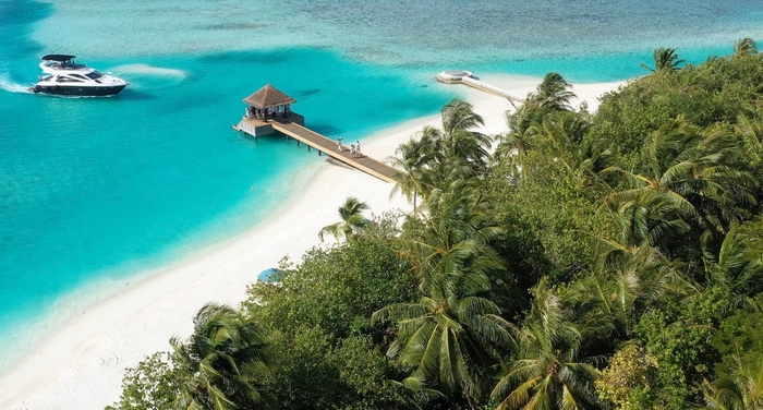 Мальдивы: Naladhu Private Island Maldives
