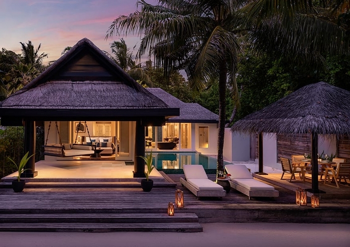 Мальдивы: Naladhu Private Island, Beach House with Pool