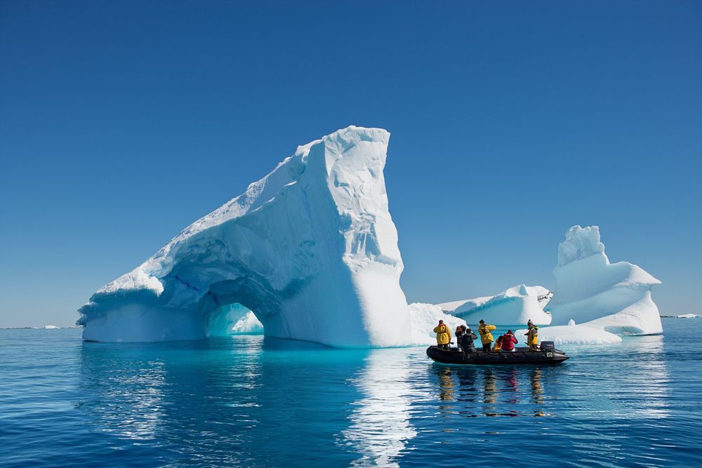 Scenic Eclipse 6*