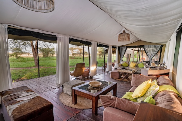 Танзания: Ewanjan Tented Camp, обеденная зона