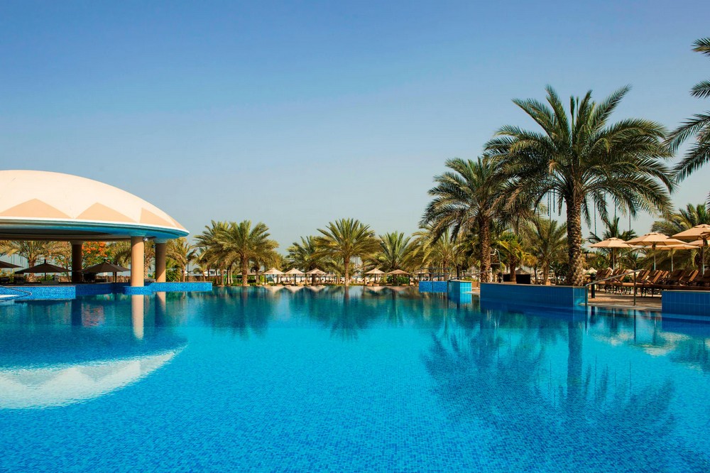 ОАЭ: Le Royal Meridien Beach Resort
