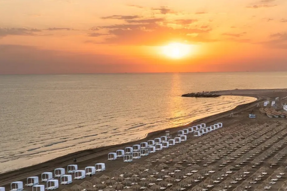Азербайджан: Баку, Sea Breeze Resort 5*