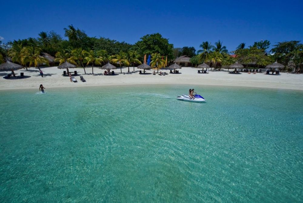 Maribago Bluewater 4*