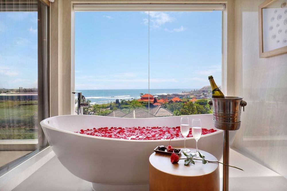 Aston Canggu Beach Resort 4*