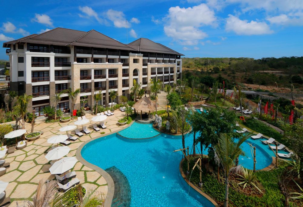 Royal Tulip Springhill Resort 5*