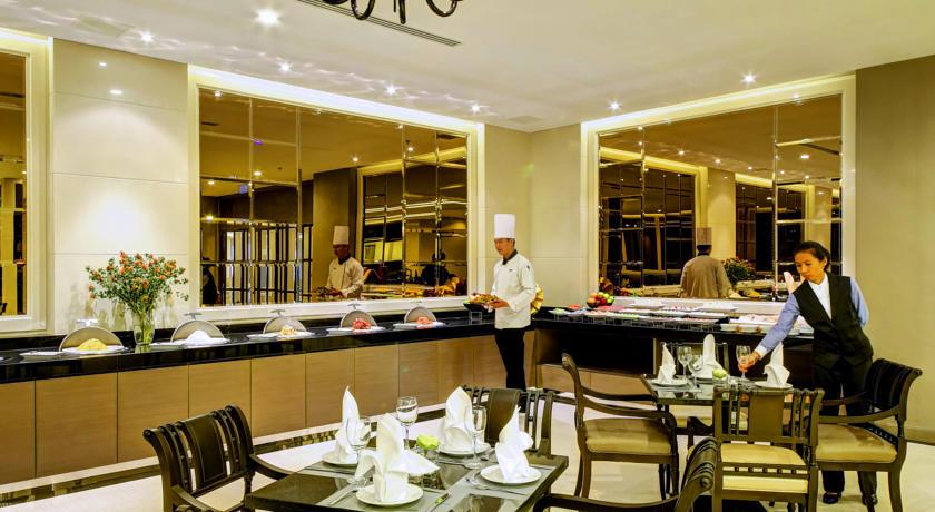 Mandarin Hotel Managed by Centre Point 4*