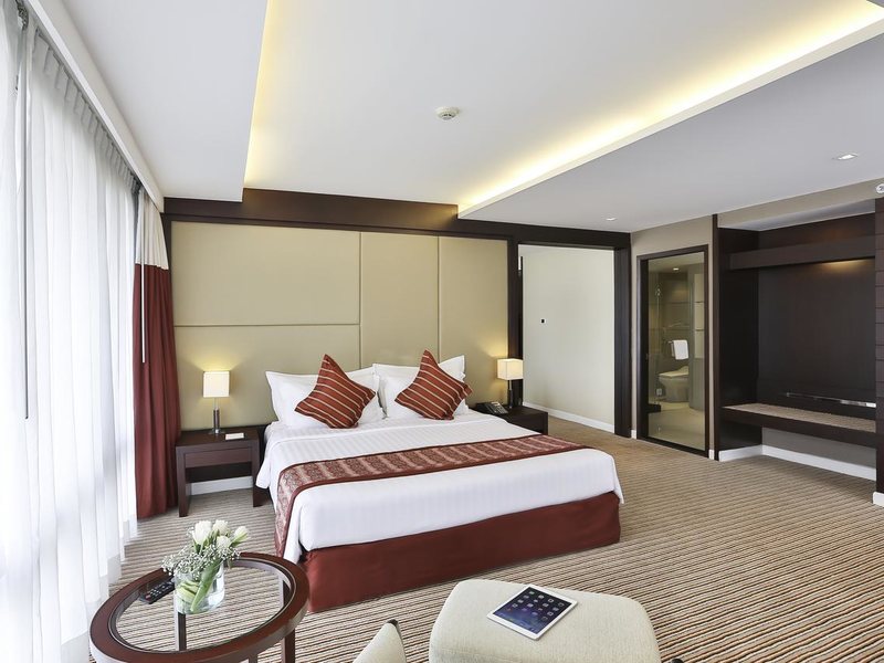 Eastin Hotel Makkasan 4*