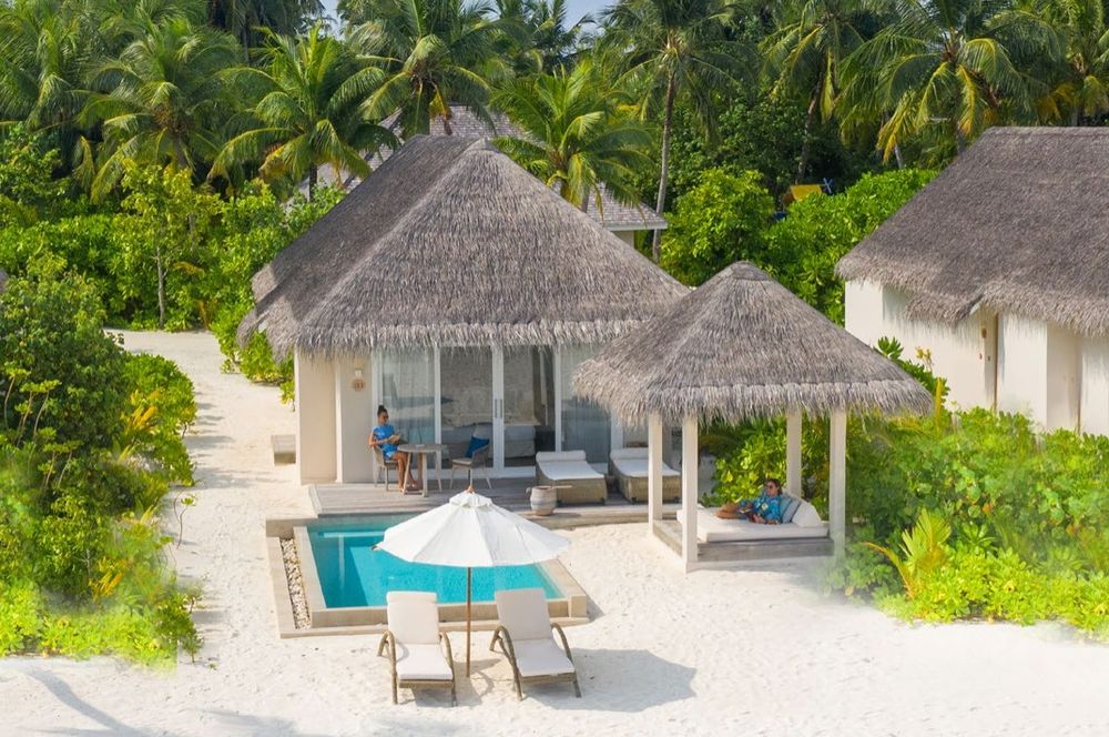 Pool Grand Beach Villa