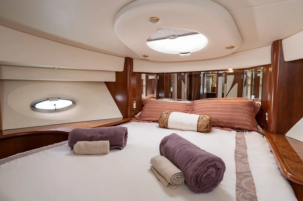 Seyscapes Yacht Charter - Life of Riley