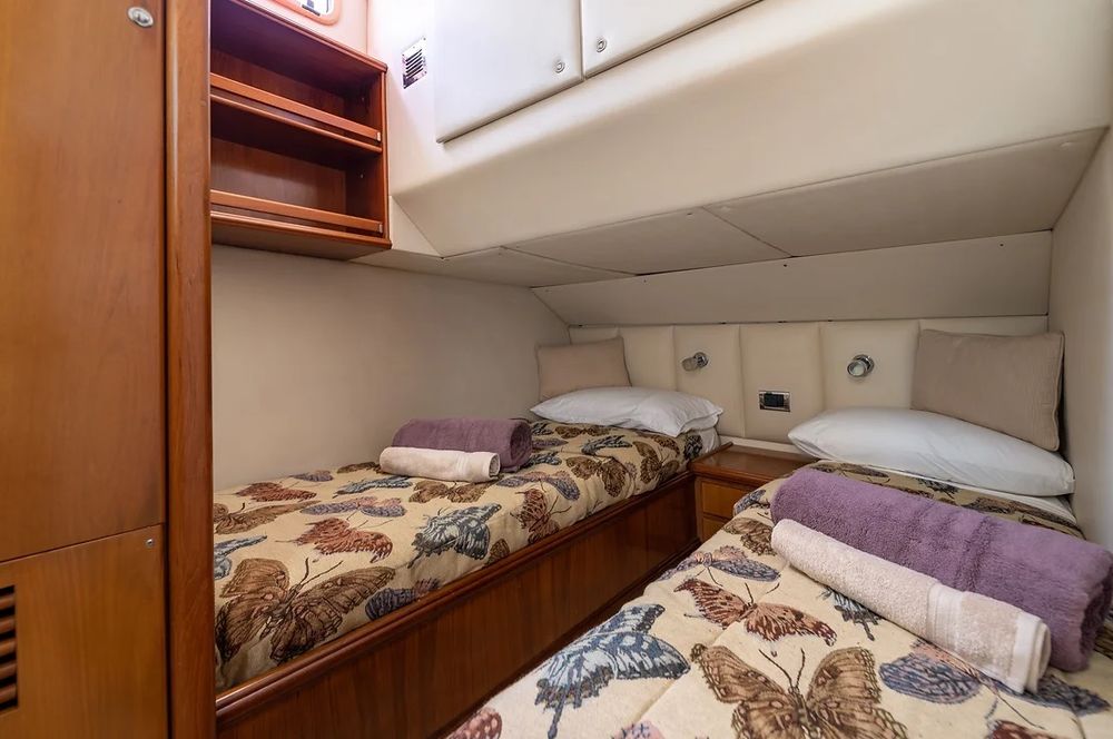Seyscapes Yacht Charter - Mo-Gre