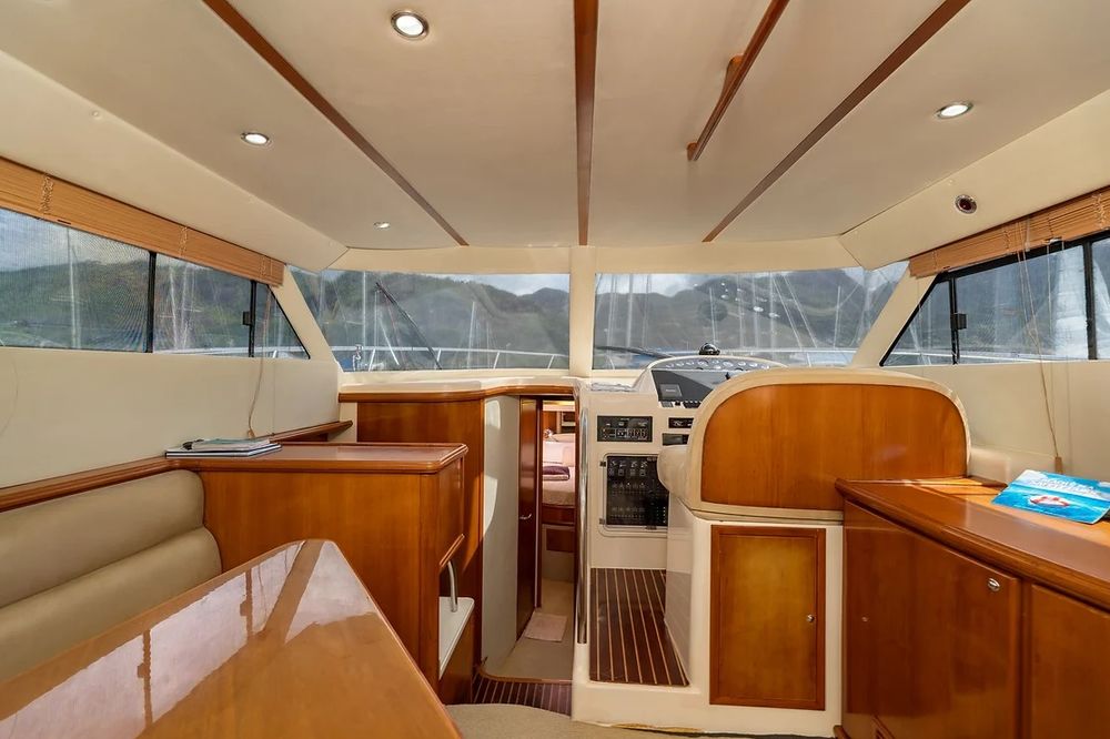Seyscapes Yacht Charter - Mo-Gre