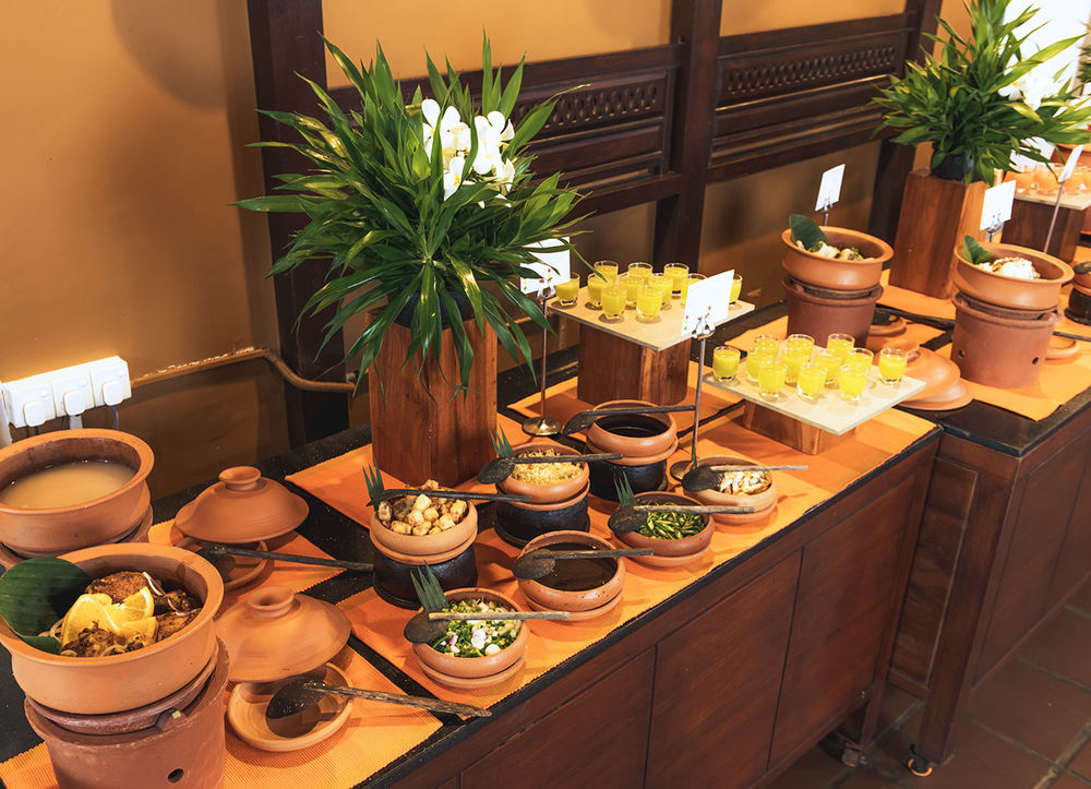 Шри-Ланка: отель Heritance Ayurveda Maha Gedara, ресторан