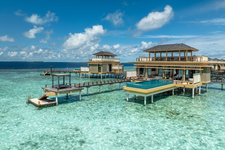 Пляжный отдых на Мальдивах: Angsana Velavaru 5*