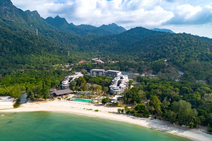 Пляжный отдых в Малайзии: Hilton Burau Bay Langkawi 5*