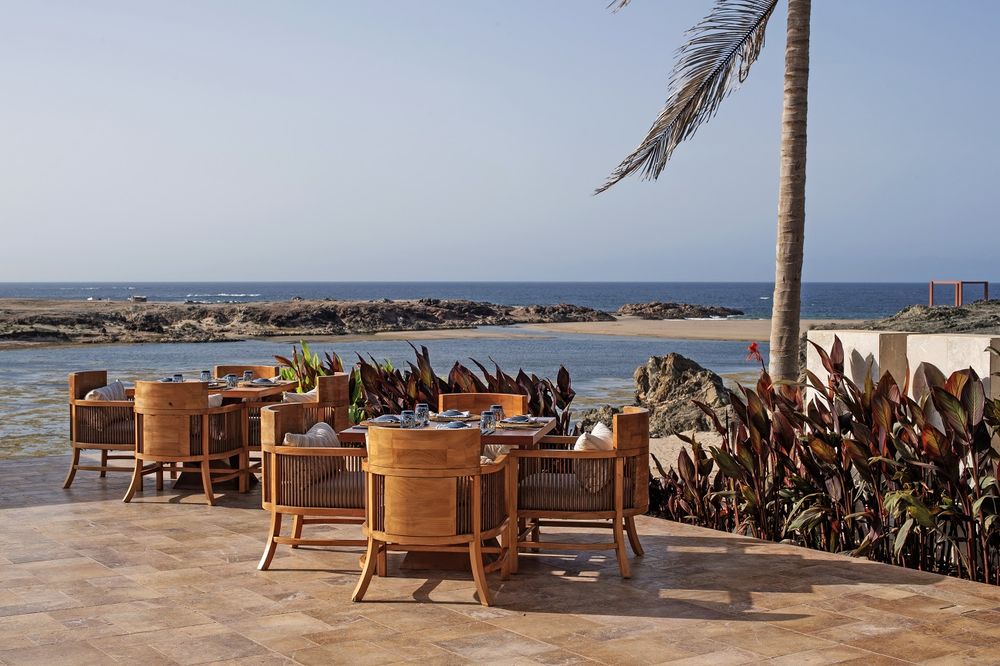 Оман: отель Alila Hinu Bay, ресторан